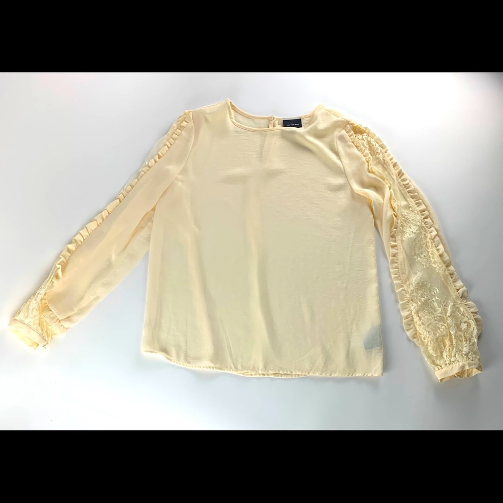 Flowy lace blouse